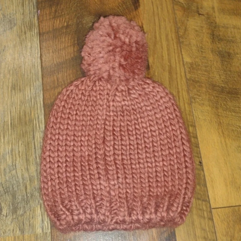 Girls heart crochet hat 4/5
